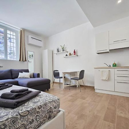 Yr Apartments Milan - Tibaldi Esterno foto